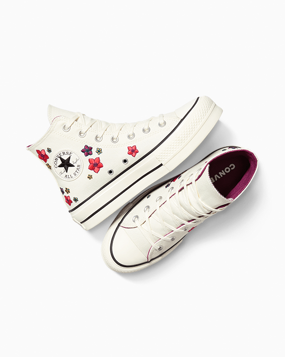 Chuck Taylor All Star Lift Platform Embroidered Flowers
